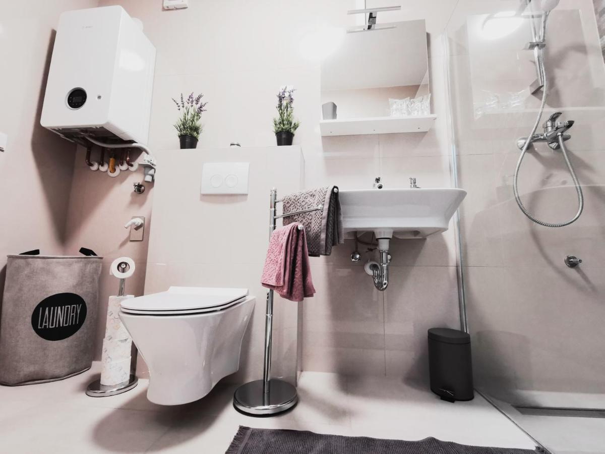 Apartman Angel Osijek Bagian luar foto