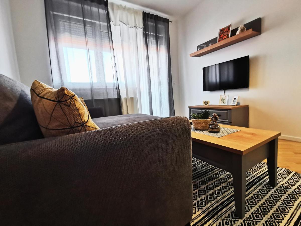 Apartman Angel Osijek Bagian luar foto