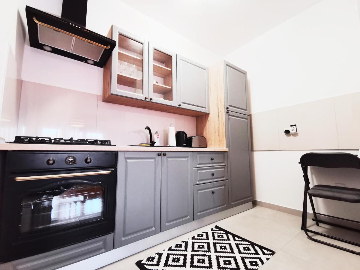 Apartman Angel Osijek Bagian luar foto