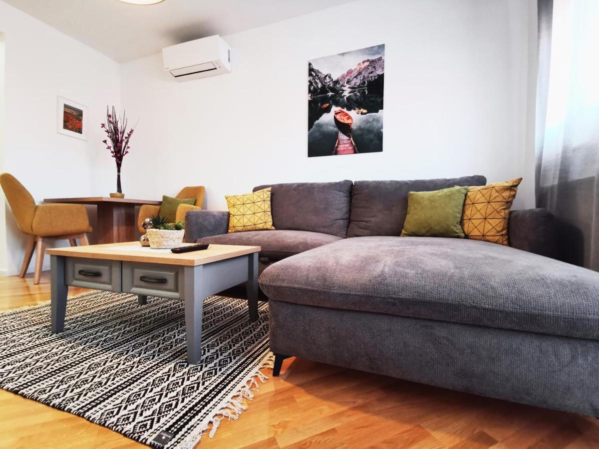 Apartman Angel Osijek Bagian luar foto